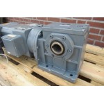 LENZE MGFQU 100-22 servomotor. Used.
